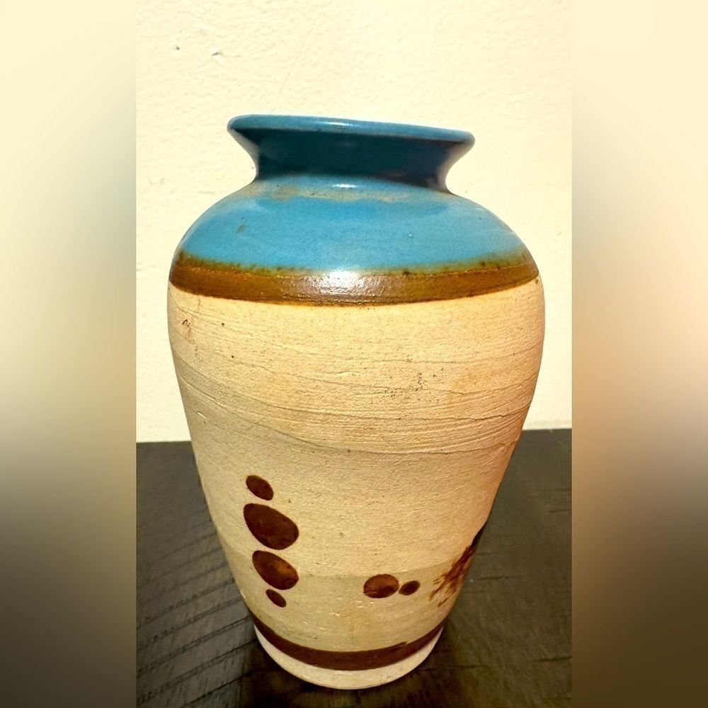 Mexican Pottery Cancun Souvenir Vase - 6" - Picture 4 of 10